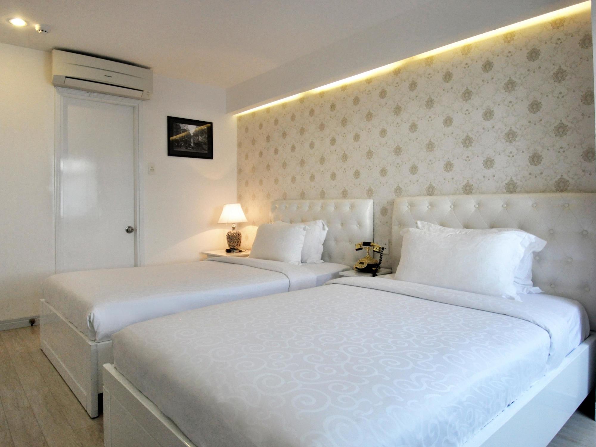 The White Hotel 8A Thai Van Lung Cidade de Ho Chi Minh Exterior foto