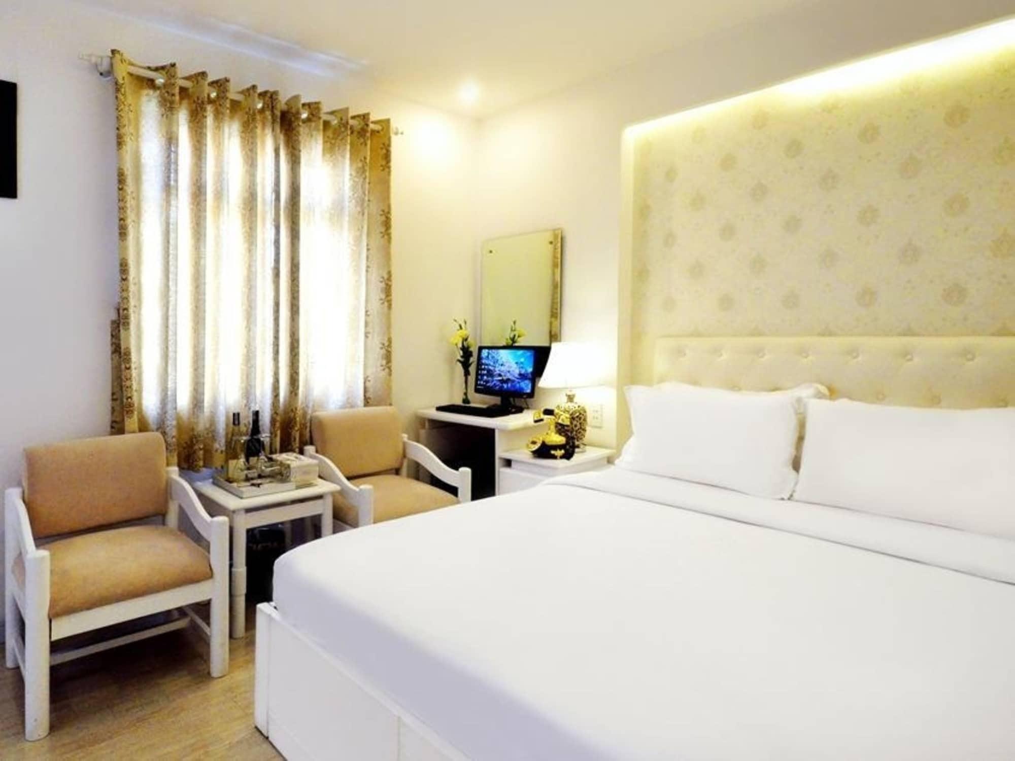 The White Hotel 8A Thai Van Lung Cidade de Ho Chi Minh Exterior foto