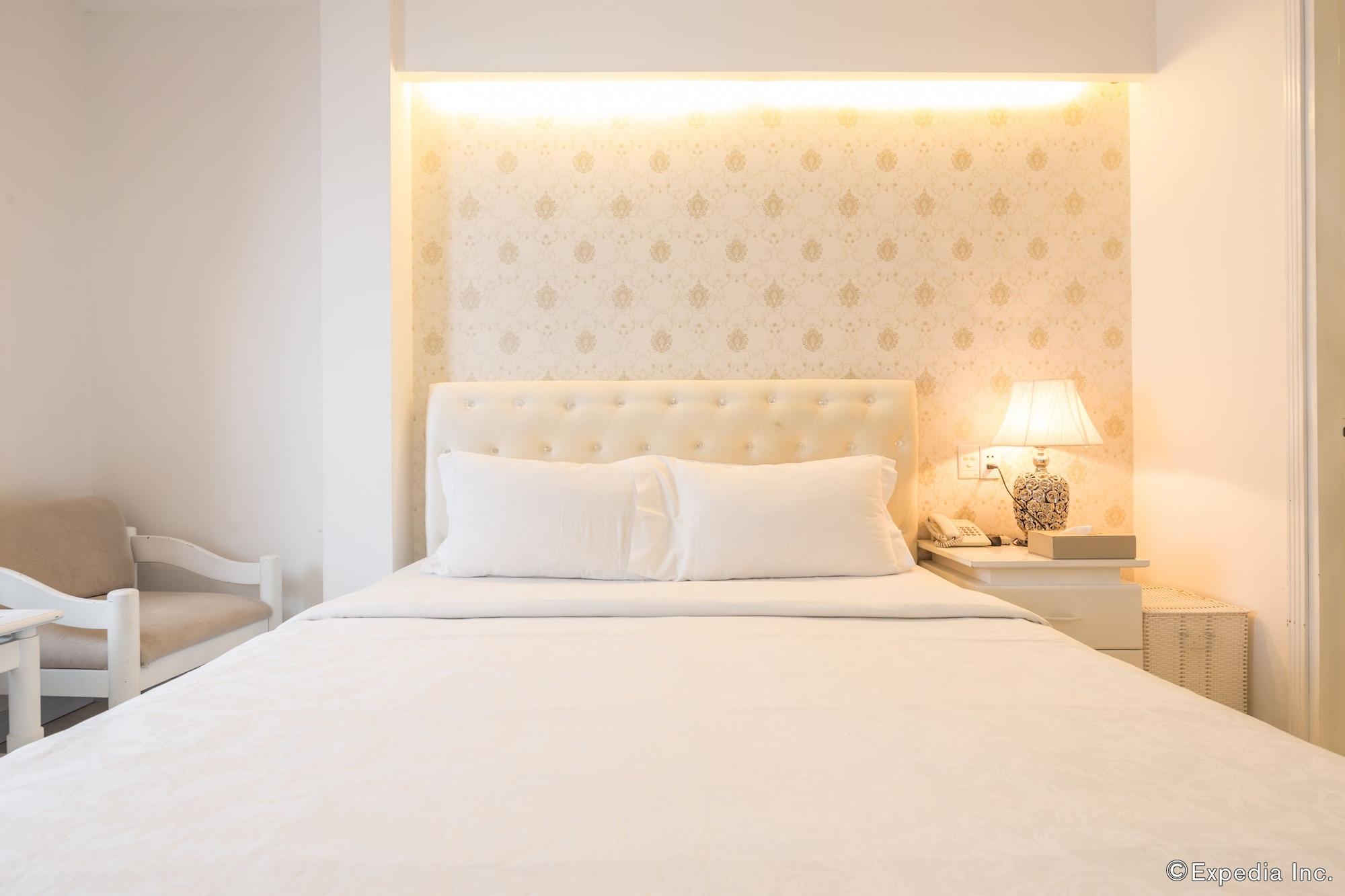 The White Hotel 8A Thai Van Lung Cidade de Ho Chi Minh Exterior foto