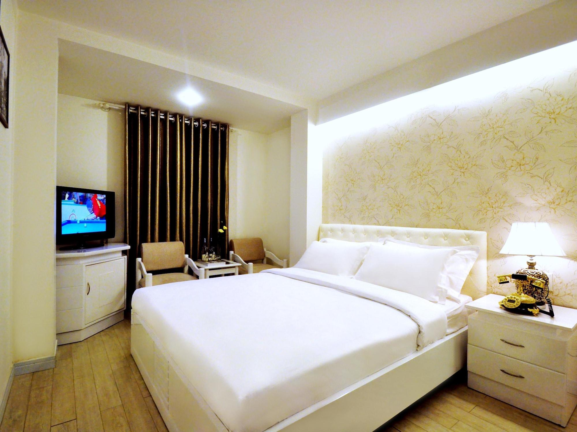 The White Hotel 8A Thai Van Lung Cidade de Ho Chi Minh Exterior foto