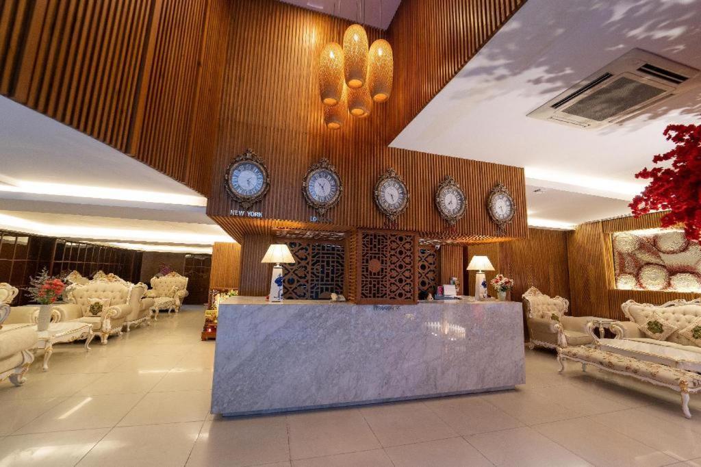 The White Hotel 8A Thai Van Lung Cidade de Ho Chi Minh Exterior foto