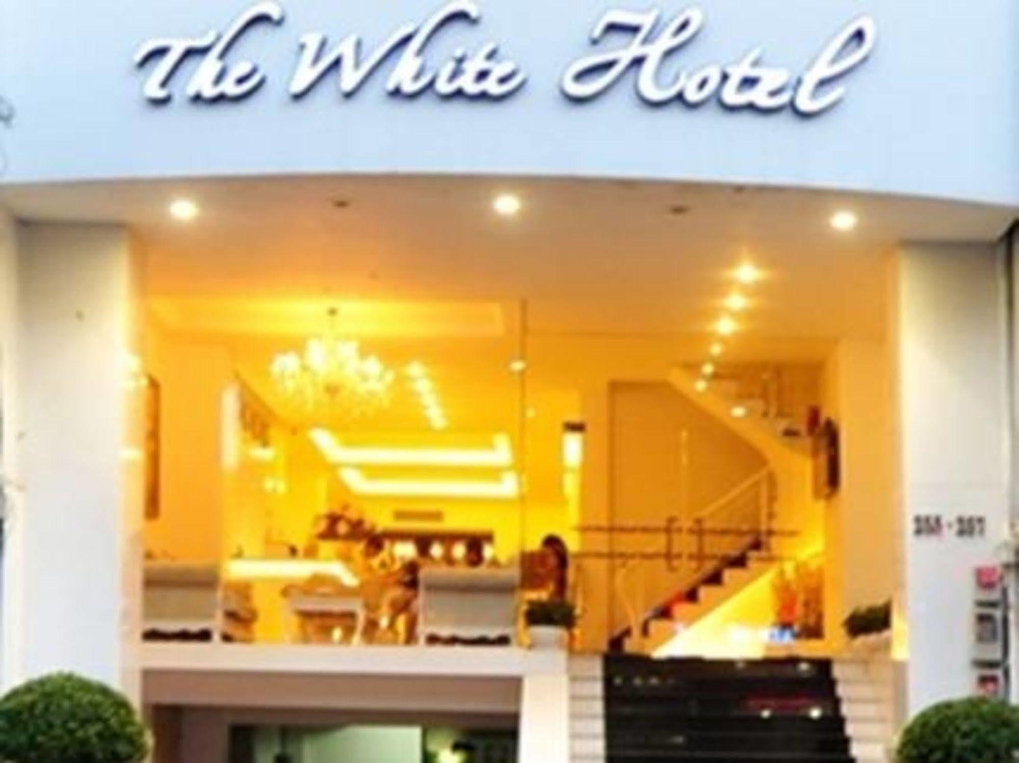The White Hotel 8A Thai Van Lung Cidade de Ho Chi Minh Exterior foto